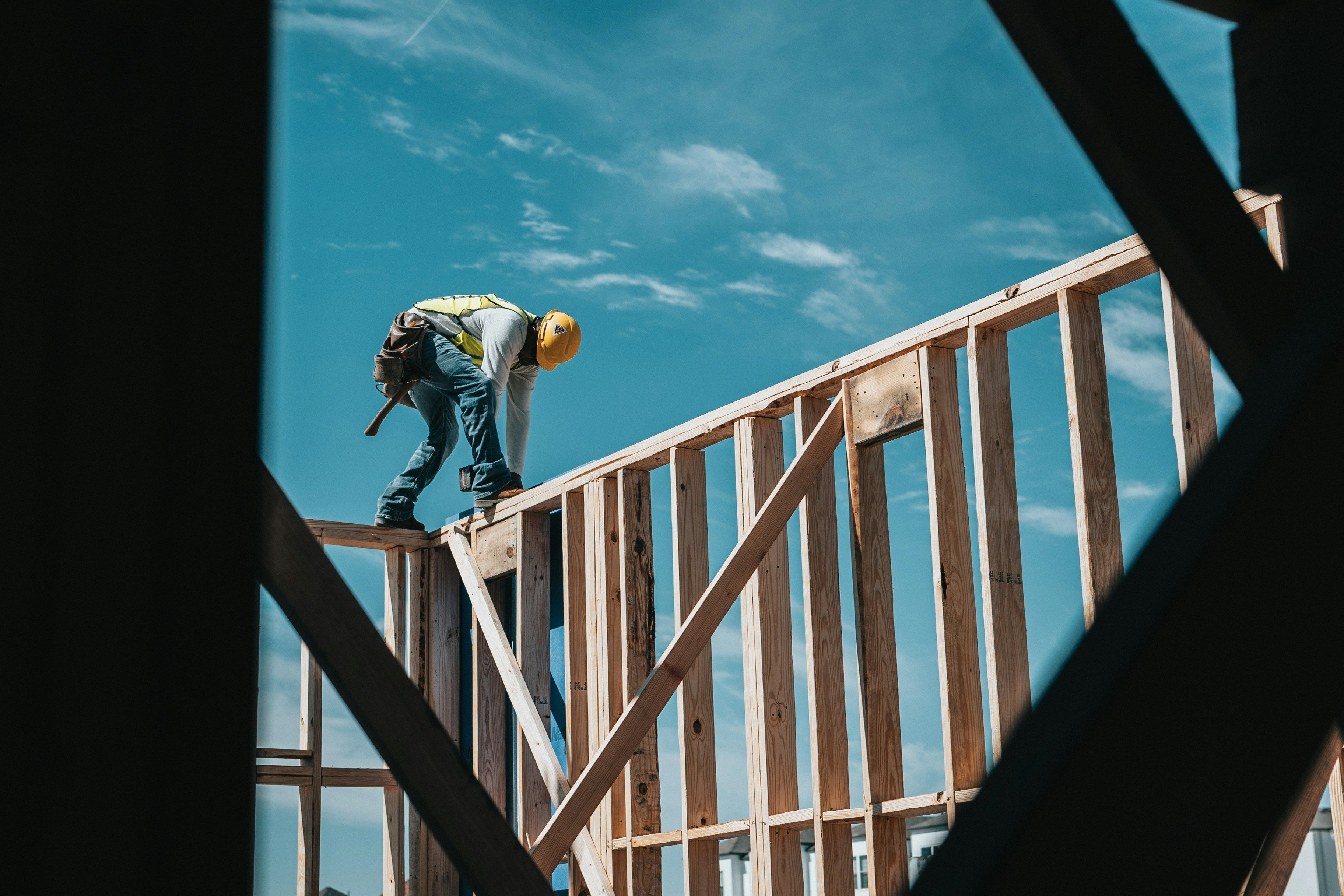 Défis à surmonter pour les entreprises de travaux publics en Île-de-France 